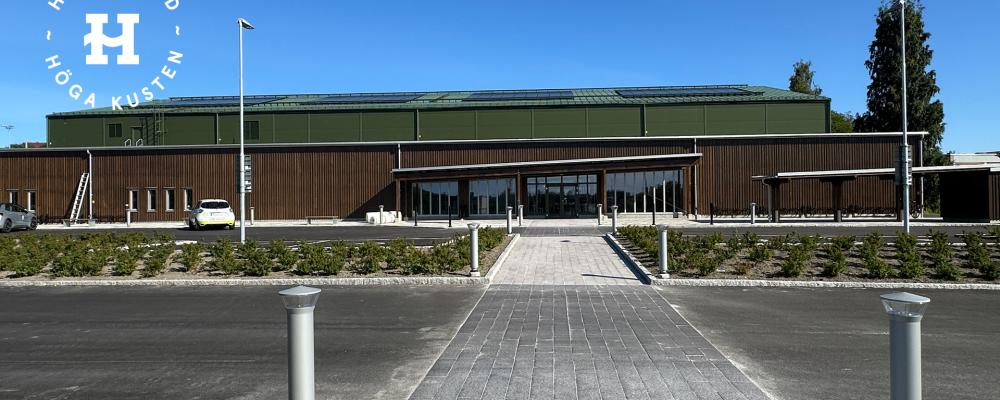 Huvudentrén till Ängets Sportcenter Foto: Härnösands kommun