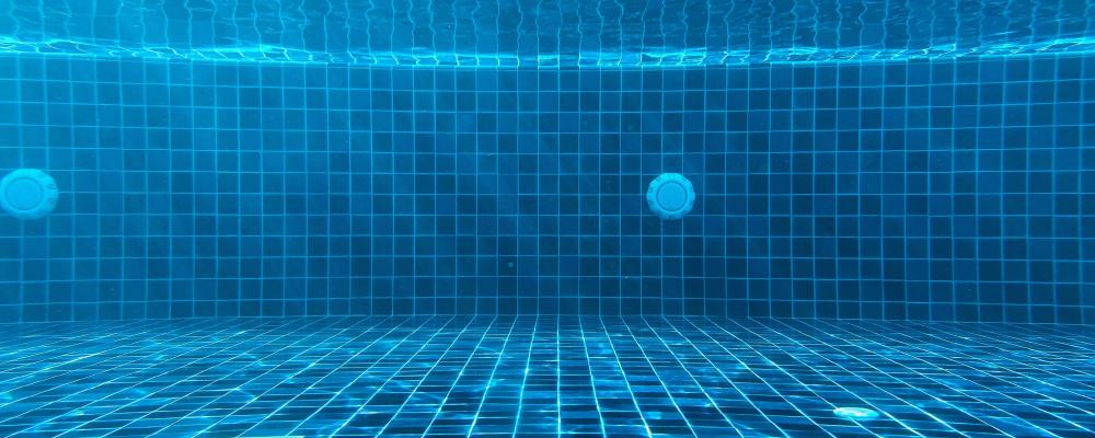 I samband med provtagning inför öppning av Storsjöhallen i Umeå så påvisades förhöjda halter av legionellabakterier Foto: Clark Tai/Unsplash