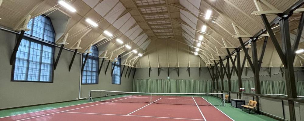 Interiörbild från den nyrenoverade Tennispaviljongen Foto: SCIF