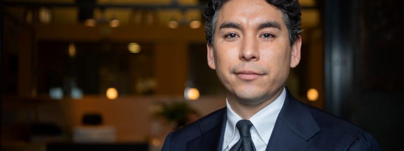 Caisa Rasmussen / TT: Hushållen har inte dragit ner på sin konsumtion lika mycket som man trott, enligt SEB:s privatekonom Américo Fernández. Arkivbild.