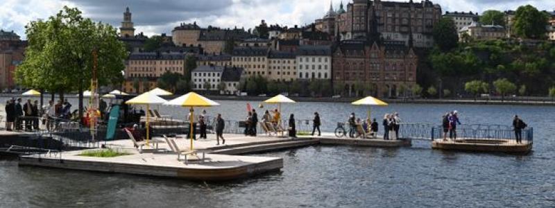 Nya doppbryggan på Munkbrohamnen i Gamla stan. Foto: Sam Victorin.