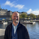 Lars Strömgren vid Munkbrohamnen i Stockholm. Fotog: Miljöpartiet i Stockholms stad