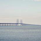 Rapporten lyfter vikten av att integrera turismfrågor i samhällsplaneringen och att se besöksnäringen som en strategisk del av regional utveckling. Behovet av långsiktiga investeringar i järnvägskapacitet och samordning över Öresund understryks. Foto: Simon Larsen