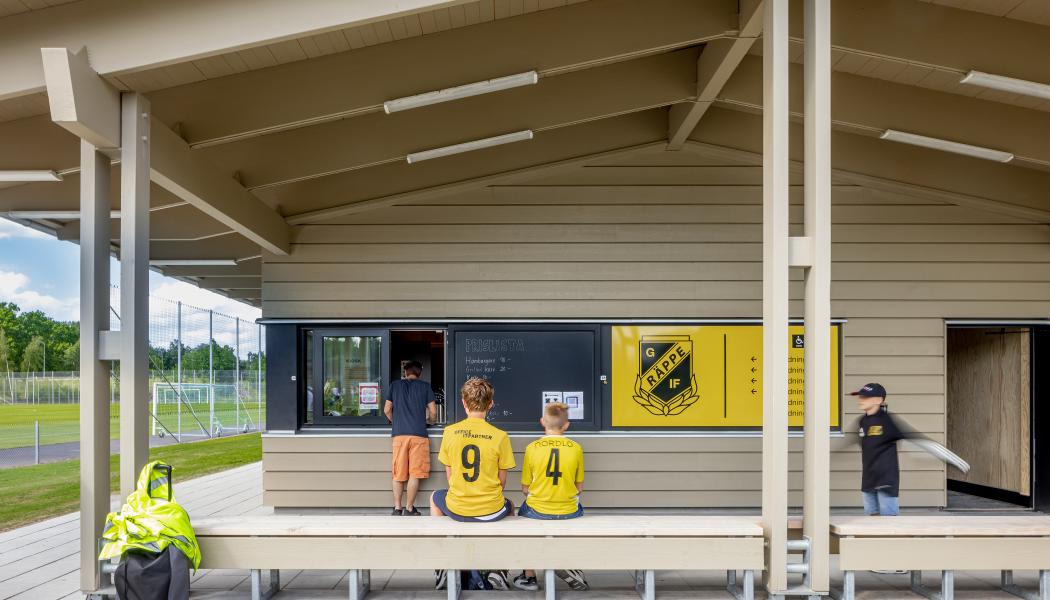 Kiosken på nya Räppevallen: Foto: Patrik Sundström, Bläck & Co