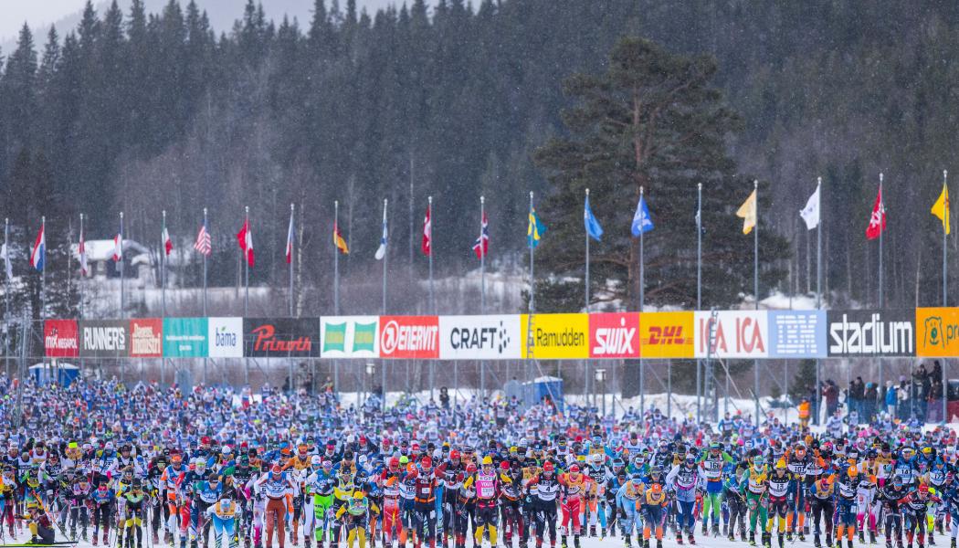 Starten i det 99:e Vasaloppet 2023. Det 100:e Vasaloppet arrangeras söndag 3 mars 2024 och är nu fulltecknat. Bild: Vasaloppet