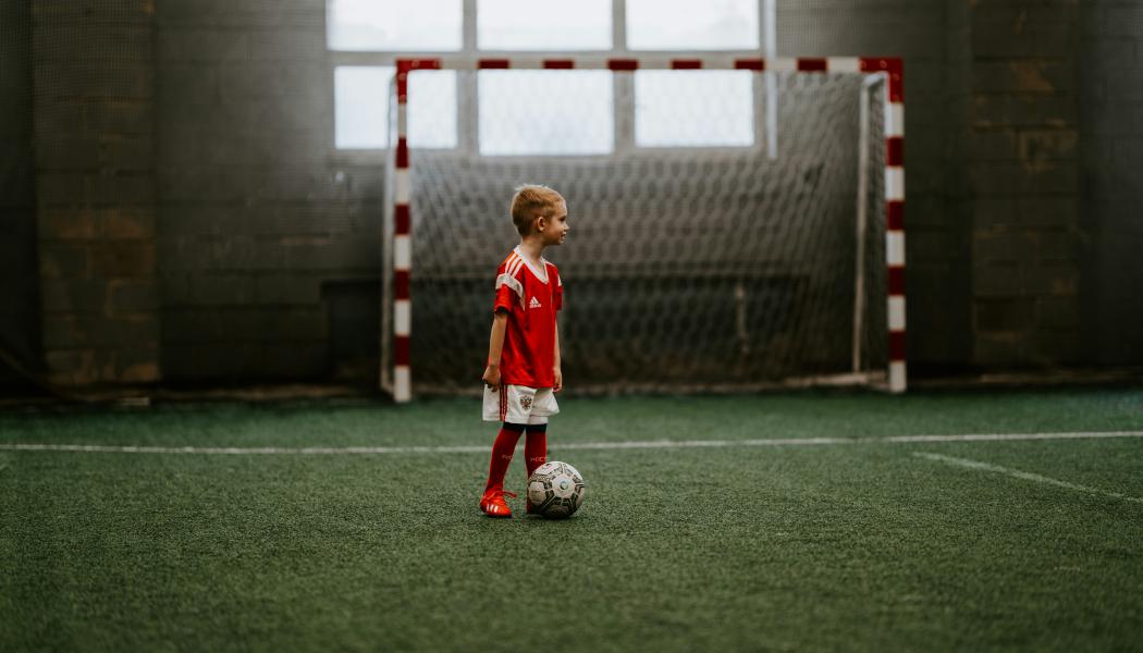 Riksidrottsförbundets kommunenkät visar att bara en av tre kommuner har ett idrottspolitiskt program respektive en lokalförsörjningsplan Foto: y Togulev/Unsplash