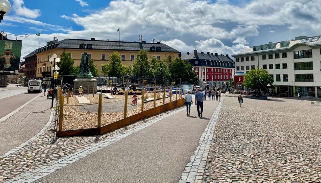 Cykellek på Stora Torget i Falun Foto: Velopark