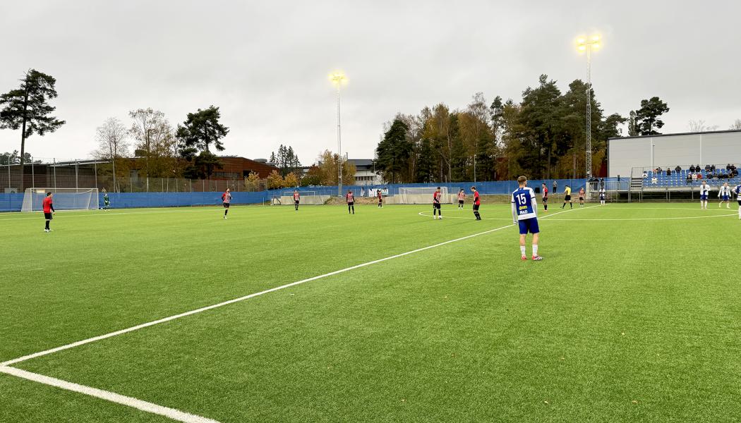 Torvalla IP uppgraderar för division 1 med ny konstgräsplan och modern utrustning. Foto: Haninge kommun