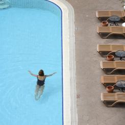 Anders Wiklund/TT: En hotellpool i den turkiska turistorten Antalya. Arkivbild.