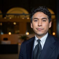 Caisa Rasmussen / TT: Hushållen har inte dragit ner på sin konsumtion lika mycket som man trott, enligt SEB:s privatekonom Américo Fernández. Arkivbild.
