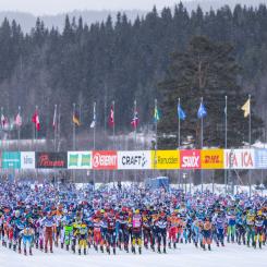 Starten i det 99:e Vasaloppet 2023. Det 100:e Vasaloppet arrangeras söndag 3 mars 2024 och är nu fulltecknat. Bild: Vasaloppet