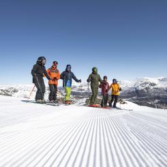Närmare 4 miljoner skidåk gjordes i SkiStars skidbackar under jul- och nyår. Foto SkiStar.