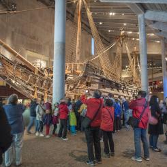 Besökare på Vasamuseet. Foto: Anneli Karlsson, Statens maritima museer